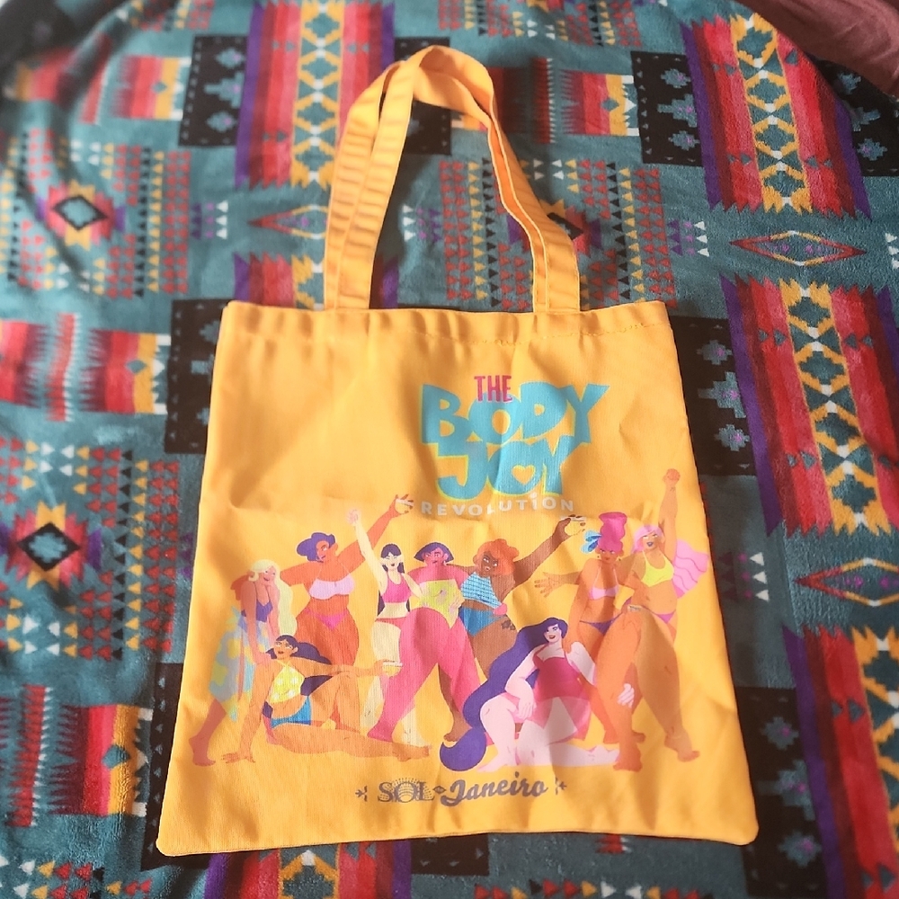 SOL DE JANEIRO tote bag!